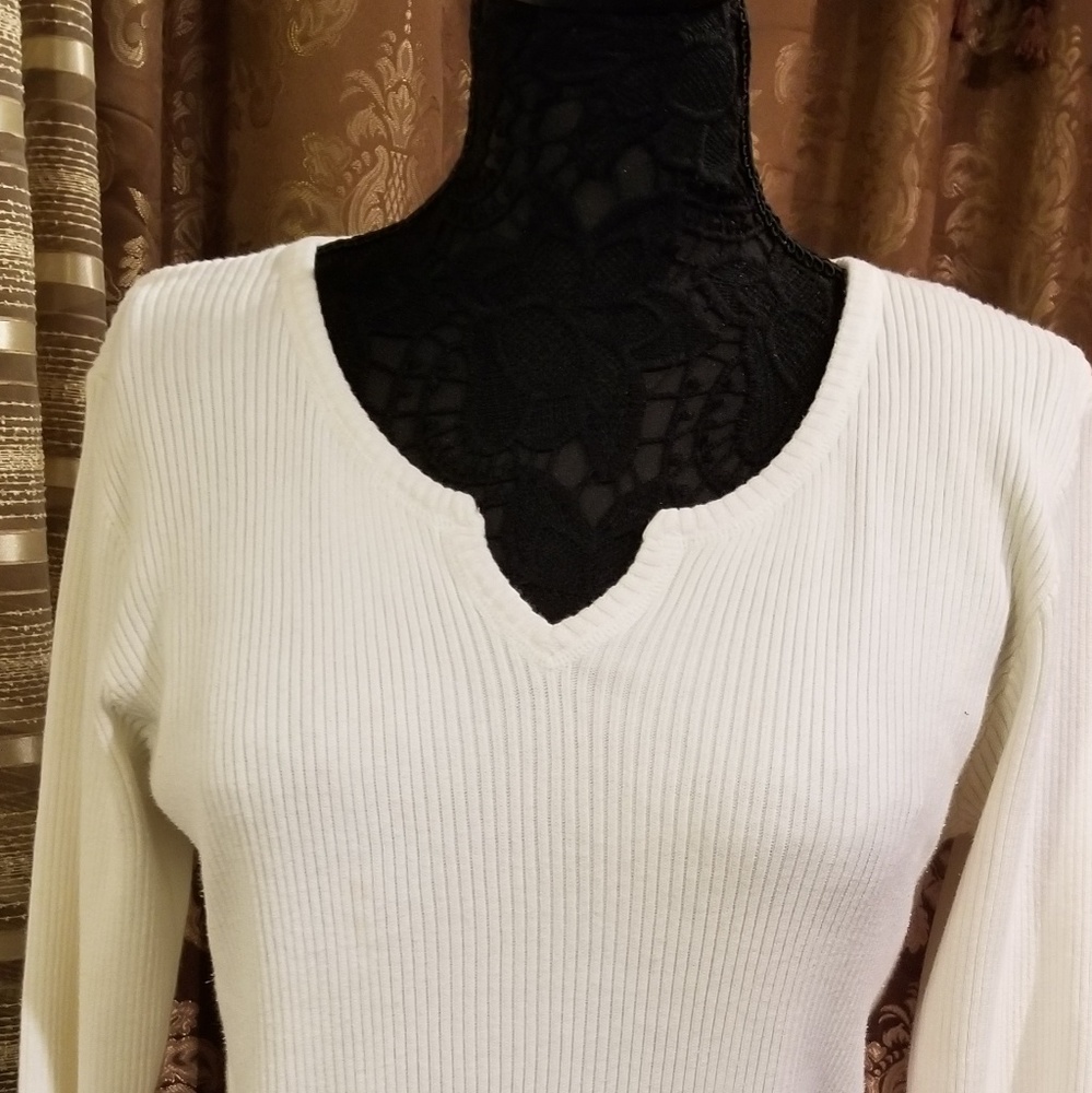 Gap White Sweater